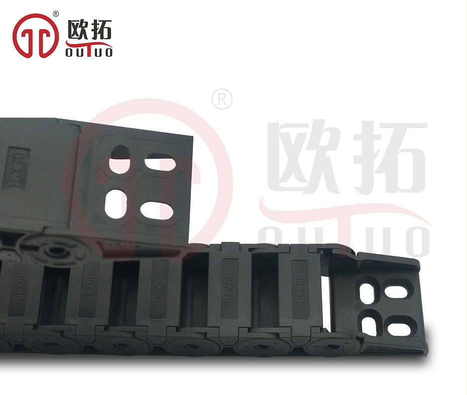 18系列半封闭拖链 3
